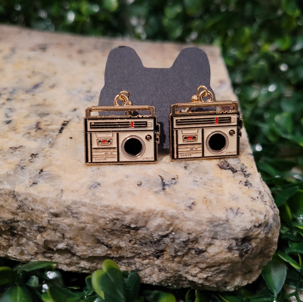 Retro Radio Earrings ✨️